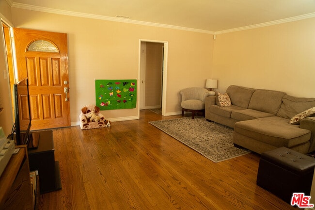 Foto del edificio - 5258 Thornburn St