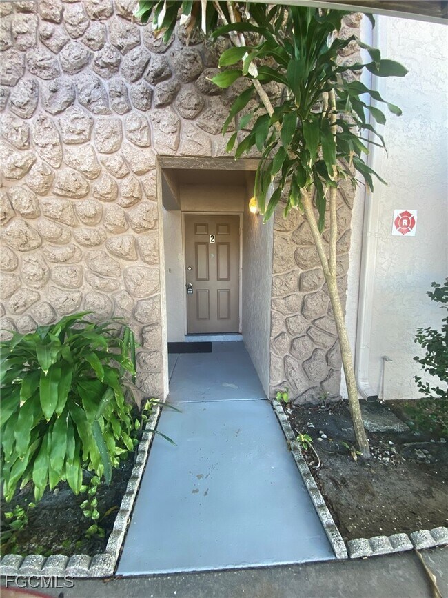 Foto del edificio - 910 SE 14th Terrace