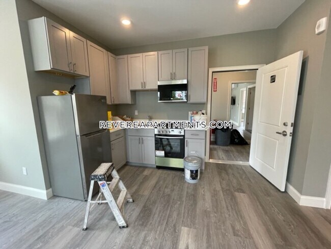 Foto del edificio - 57 Shirley Ave