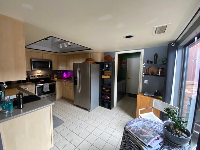 Foto del edificio - 55 Cathedral Rock Dr