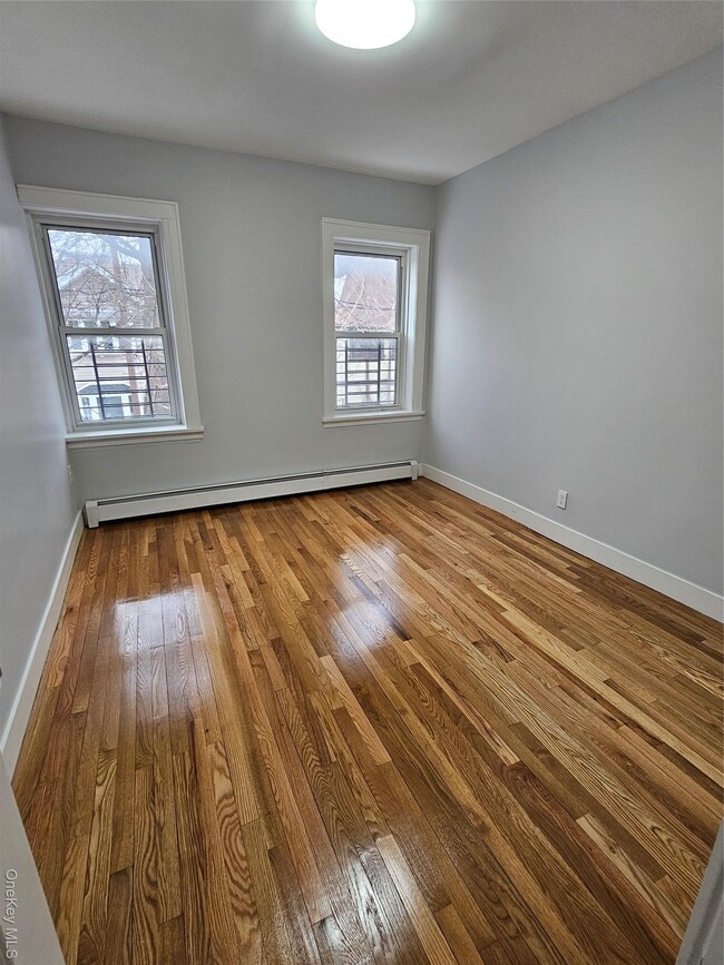 Building Photo - 78-32 87th Ave