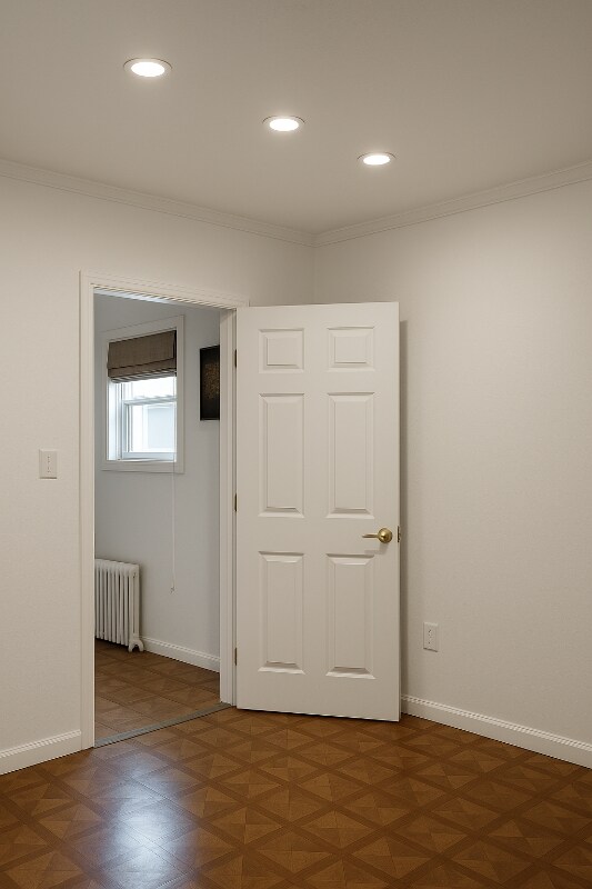 Building Photo - 708 Ave Y