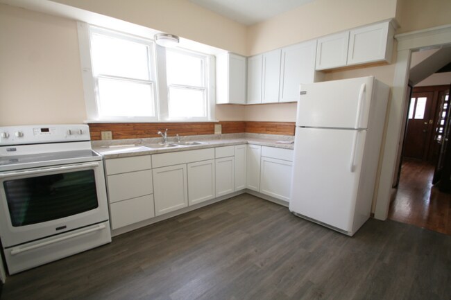 Foto del edificio - 723 1st St SW