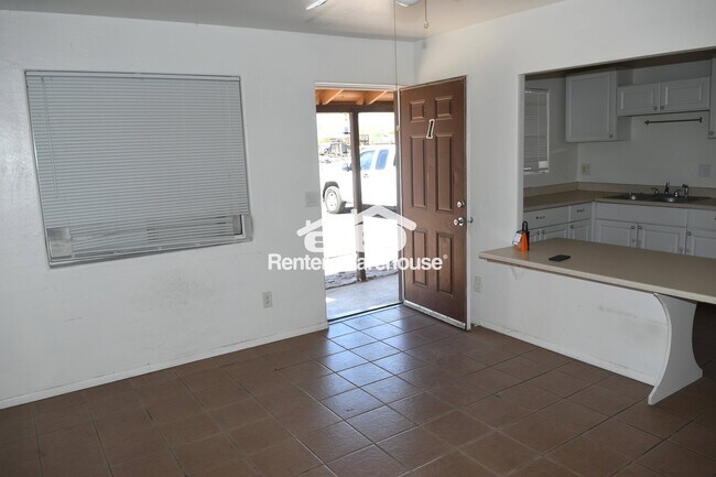 Foto del edificio - 729 E Mission Ln