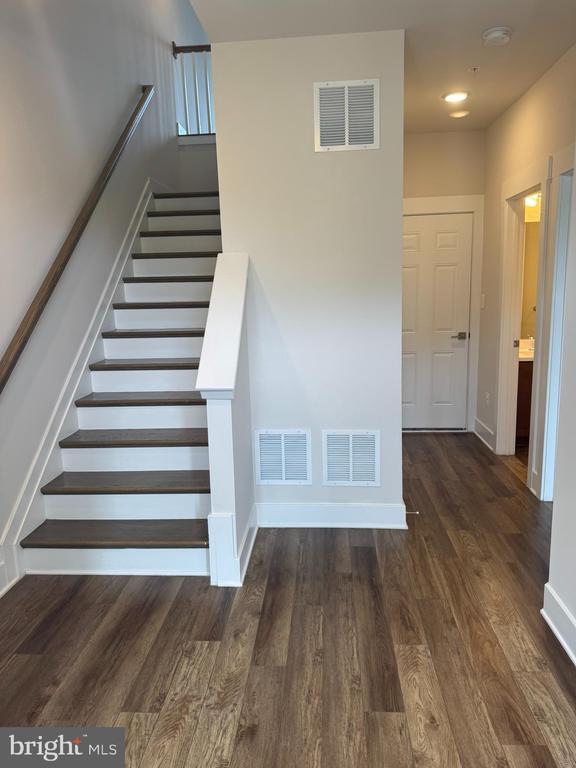 Building Photo - 2928 Osprey Way