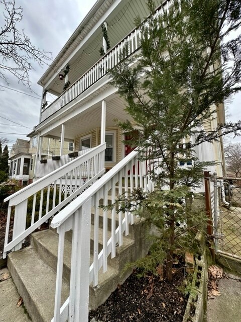Foto del edificio - 1003 Narragansett Blvd