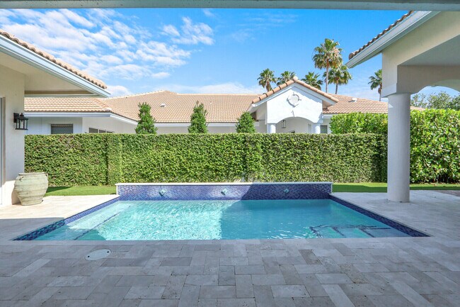 Foto del edificio - 2931 Twin Oaks Way