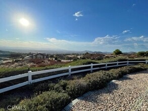 Building Photo - 38975 Loftus Ln