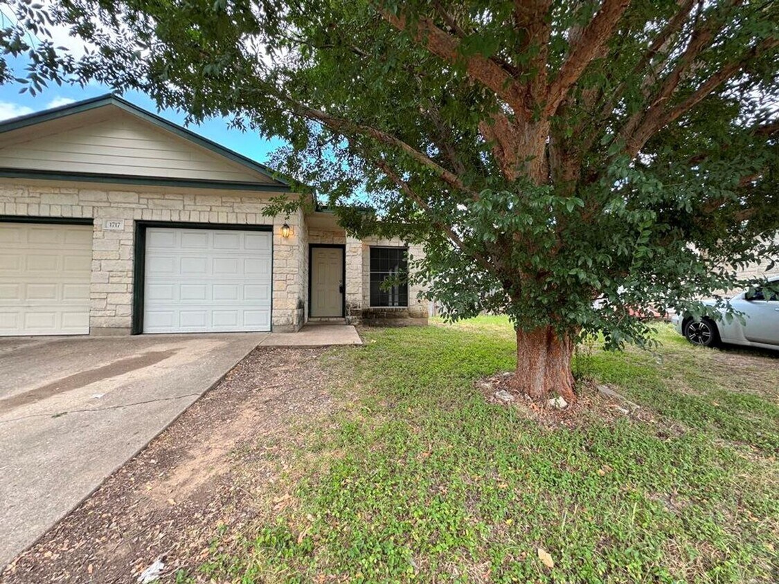 Foto principal - 1717 Constantino Cir