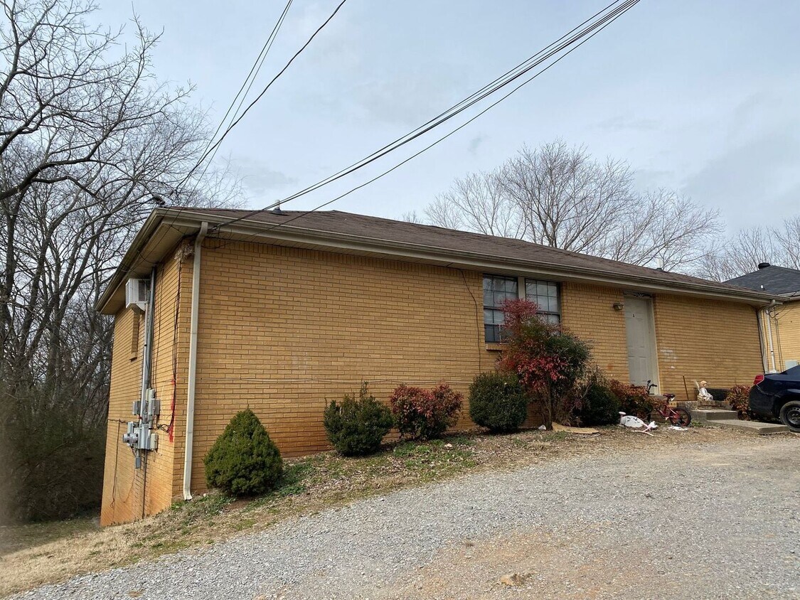 Foto principal - 812 Bradley St
