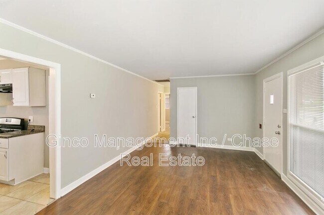 Building Photo - 129 Nauvoo St