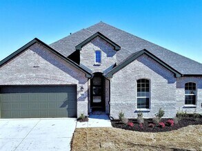 Building Photo - 504 Antler Dr