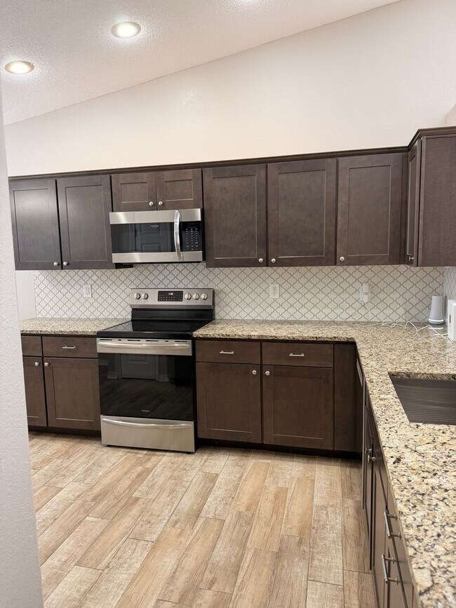 Foto del edificio - 3606 Bay Tree Rd