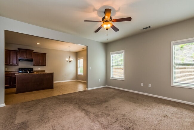 Building Photo - 522 Broughton Dr