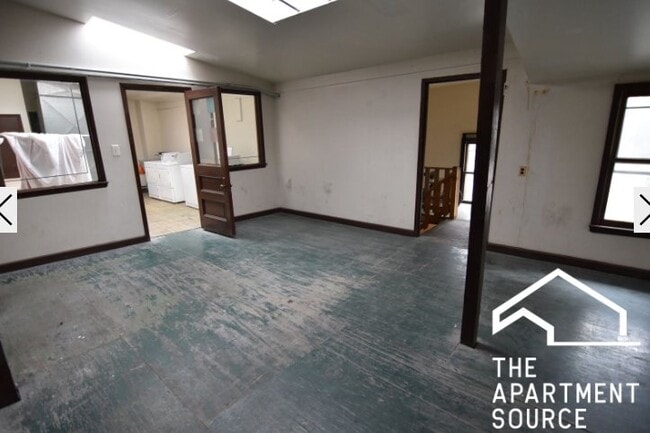 Foto del edificio - 908 W Belmont Ave