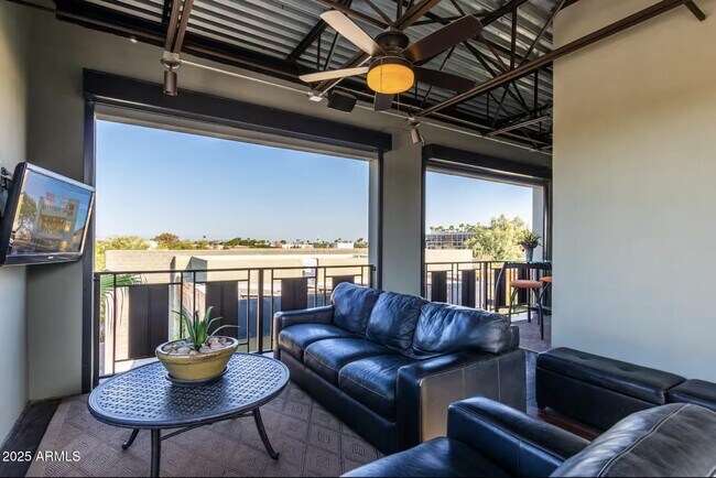 Foto del edificio - 7020 E 1st Ave