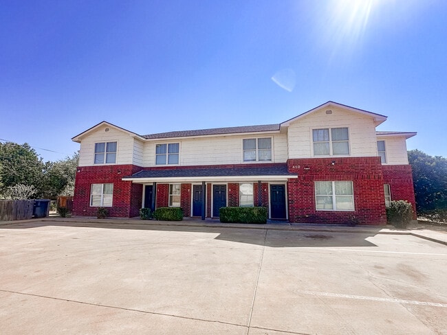 Foto del edificio - 410 SW 26th St