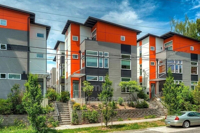 Foto principal - 4719 9th Ave NE