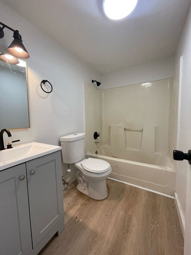 Foto principal - Knoxville 37920 - 1 bedroom, 1 bath apartm...