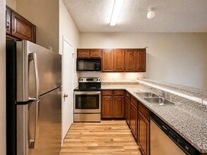Building Photo - 2216 San Gabriel St