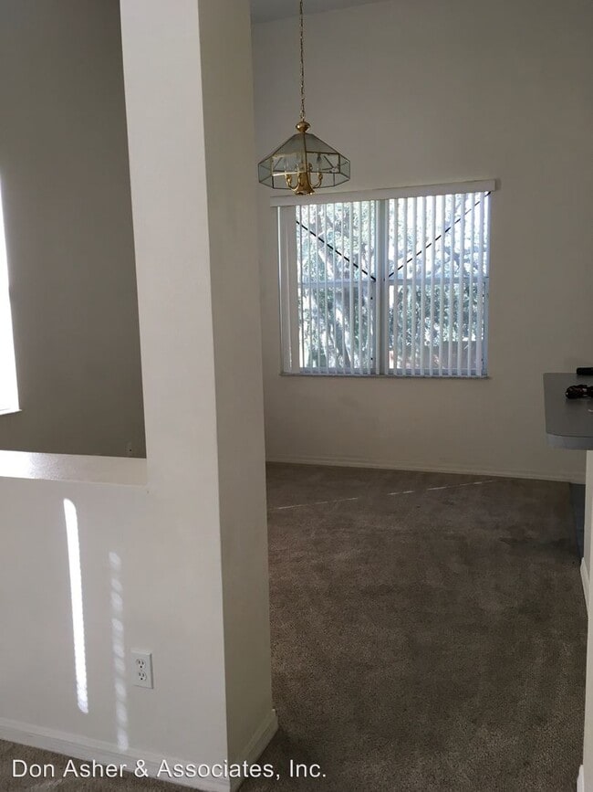 Building Photo - 4 br, 2 bath House - 637 Neumann Village Ct.