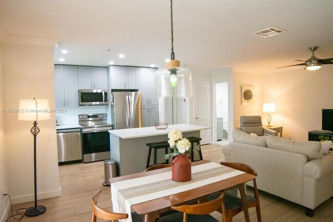 Foto del edificio - 22785 SW 66th Ave