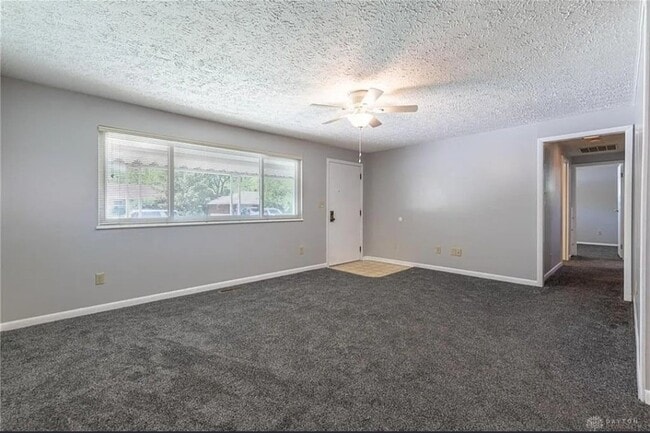 Building Photo - 1841 Mattis Dr