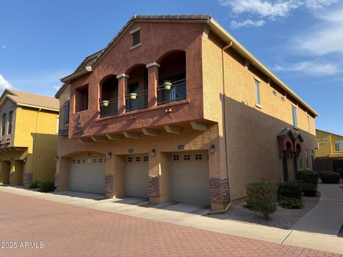 Foto principal - 17150 N 23rd St