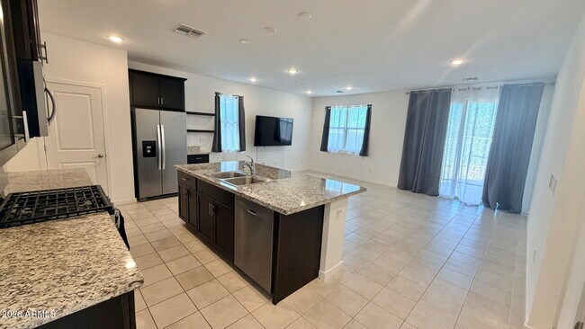 Foto del edificio - 41570 W Dusty Creek Dr