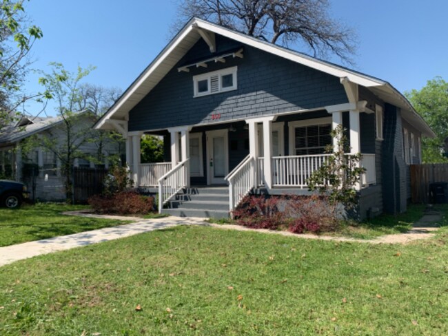 Foto del edificio - 800 Lilac St