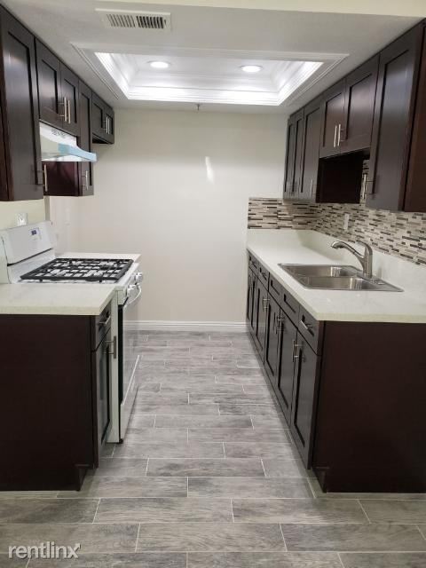 Foto del edificio - 928 S Cypress Ave