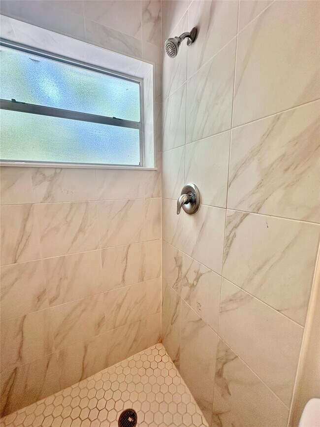 Foto del edificio - 424 NW 15th Terrace