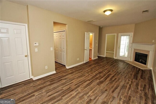 Foto del edificio - 4739 Autumn Rose Trail
