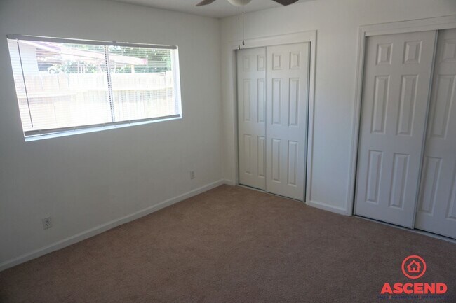 Foto del edificio - Stunnning Home in Southwest!