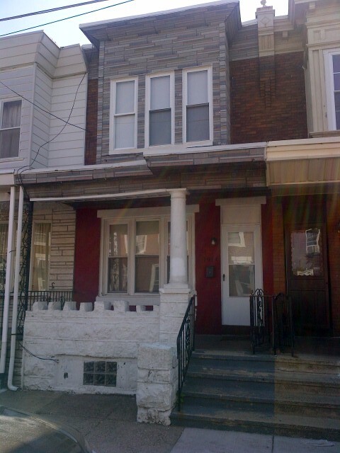 Building Photo - 1914 E Atlantic St