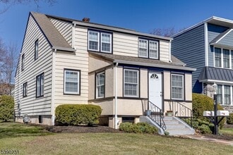 Building Photo - 74 Caldwell Pl
