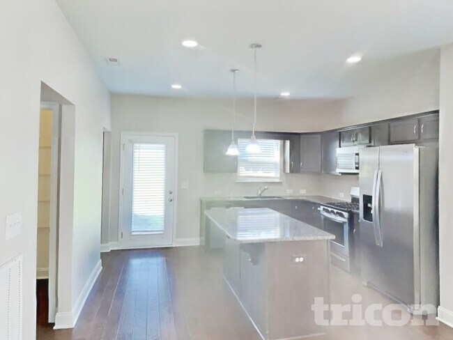 Building Photo - 172 Telavera Dr