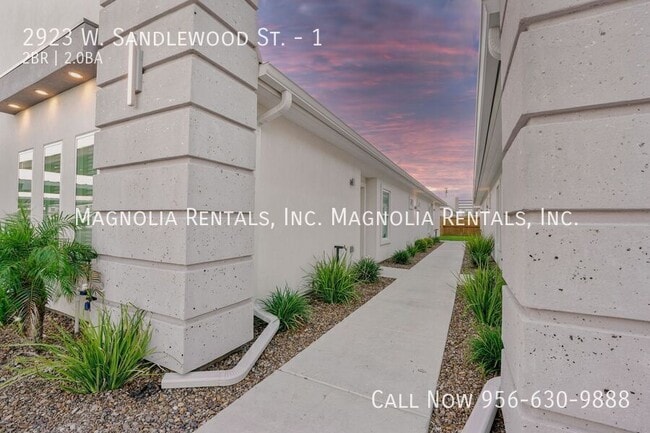Building Photo - 2923 W Sandlewood St