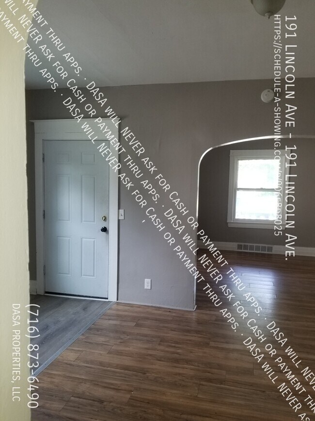 Foto del edificio - 191 Lincoln Ave