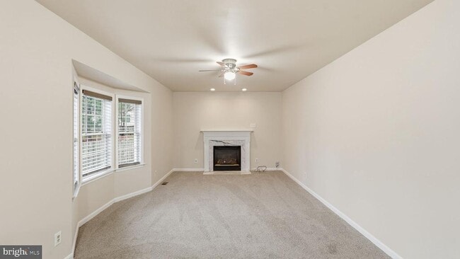 Foto del edificio - 11921 Stonehenge Dr