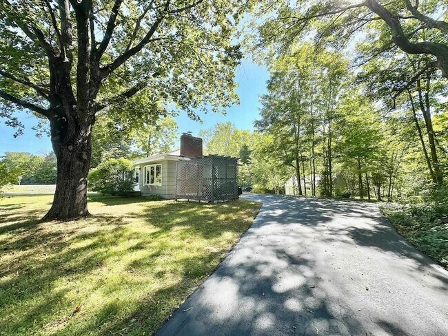 Foto del edificio - 10 Roulston Rd