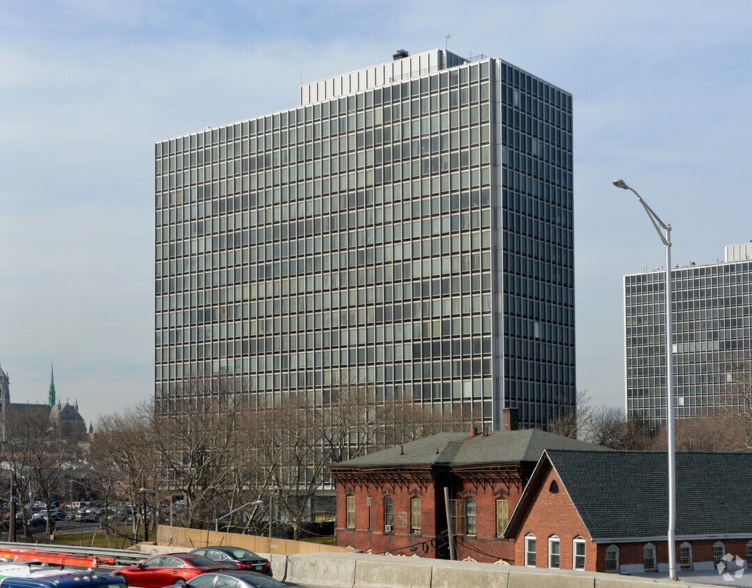 Vermella Broad Street 349377 Broad St Newark, NJ Apartments for