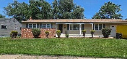 Building Photo - 832 Rambler Ave