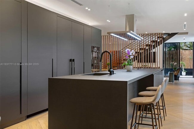 Foto del edificio - 2780 SW 22nd Ave