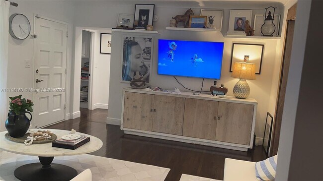 Foto del edificio - 2901 Natoma St