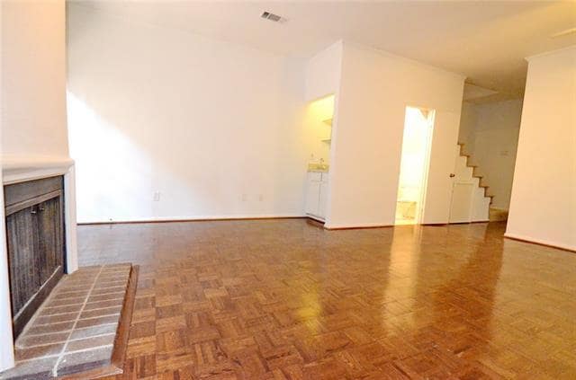 Building Photo - 2727 Shelby Ave