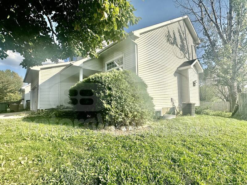 101 5th St SE, Bondurant, IA 50035 House Rental in Bondurant, IA