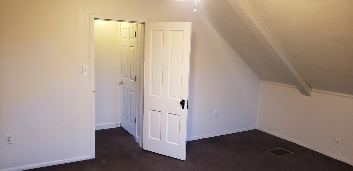 Foto principal - 213 S Chestnut St