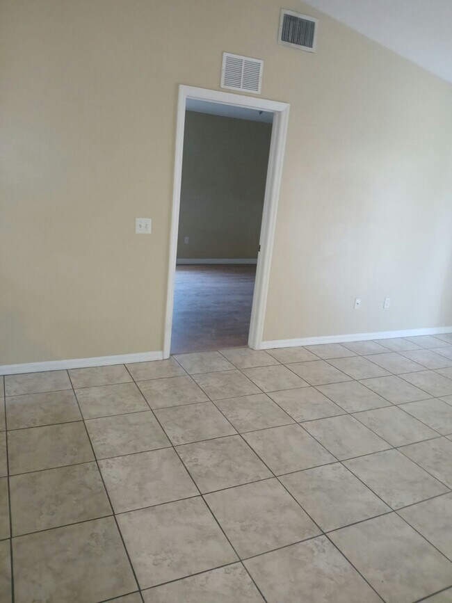 Foto del edificio - 4442 29th St SW