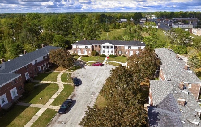 Building Photo - Orchard Lane Manor Apartments